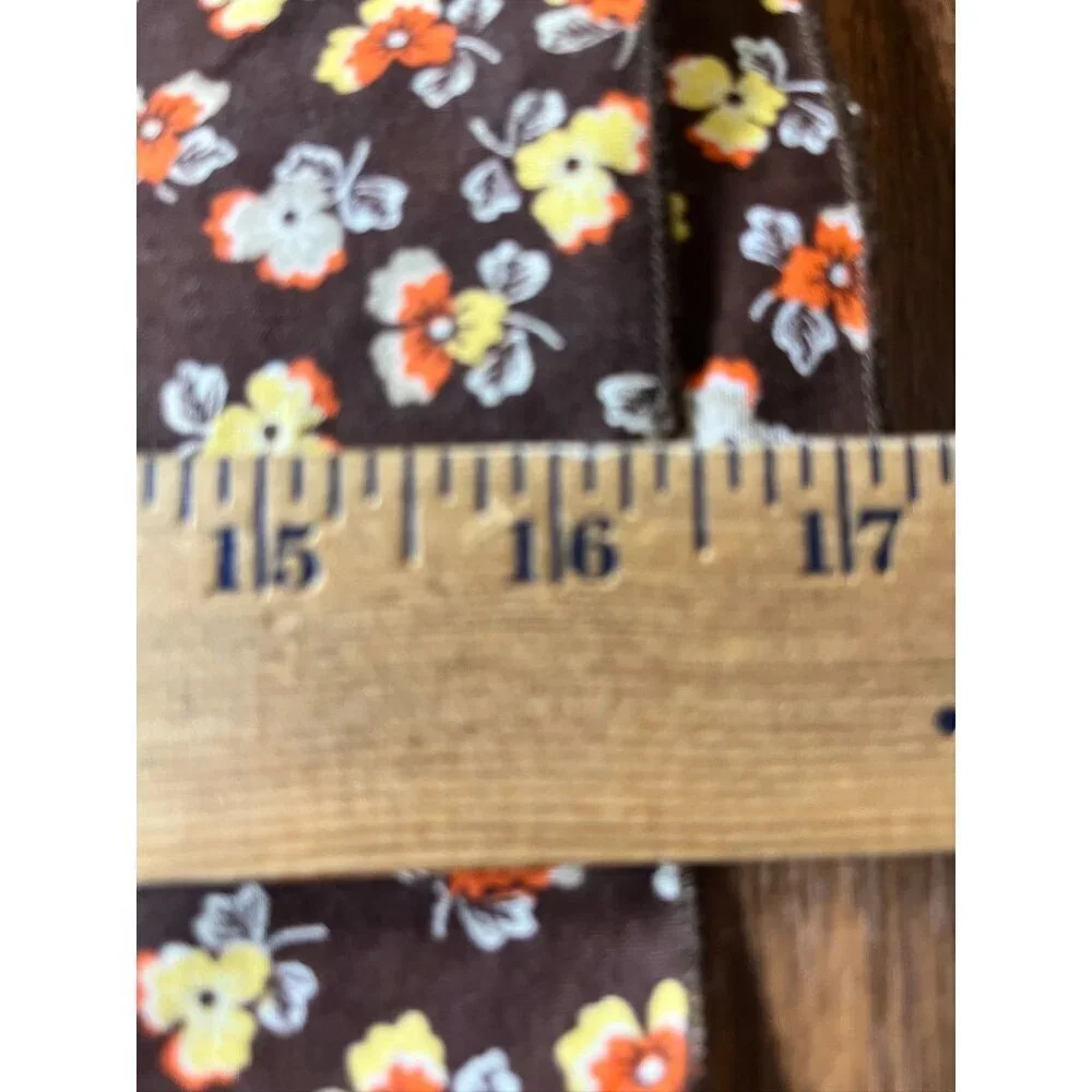 Retro‎ Floral Napkins Brown 16
